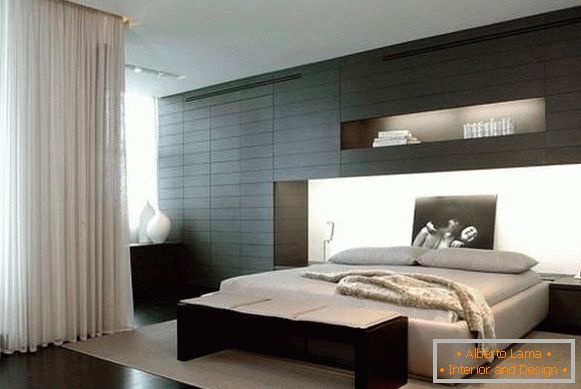 Dizajn spavaće sobe u modernom stilu s crnim elementima