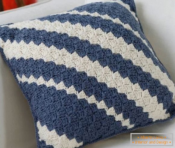 Moderan i moderan dizajn jastuka za kauč - photo crocheting kukičanih