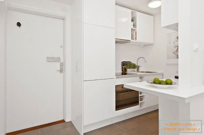 Kuhinjski studio apartman u bijeloj boji