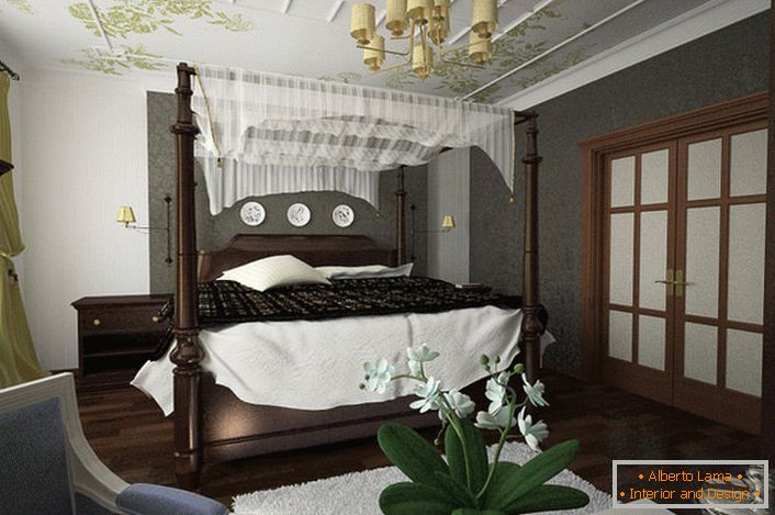 Elementarni dizajn krova je atraktivno rješenje za uređenje spavaće sobe.