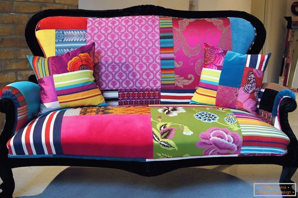 Sofa u stilu patchworka
