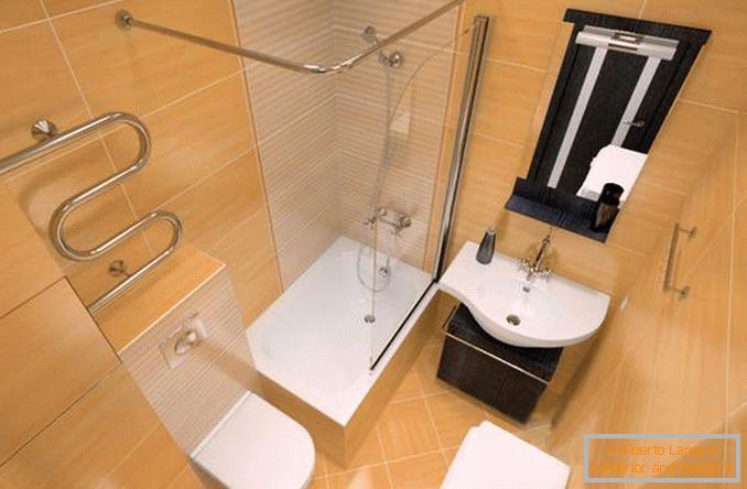 Dizajn kombinirane kupaonice u unutrašnjosti jednosobnog apartmana Hruščov