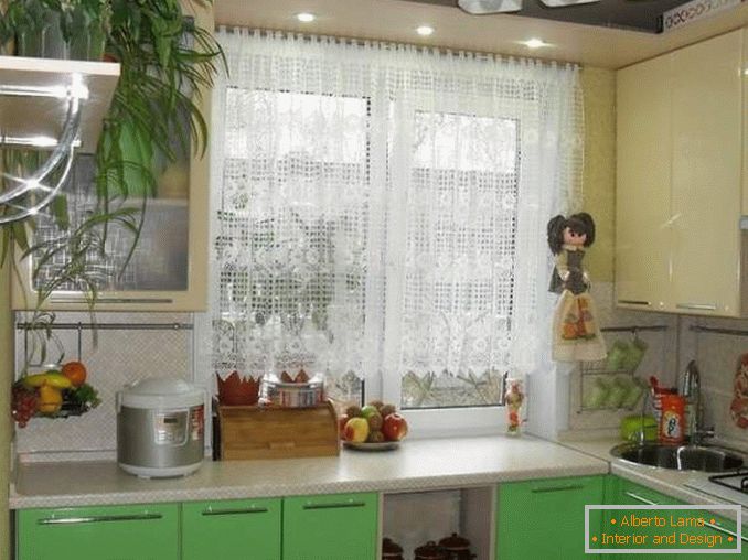 Izrada jednosobnog stana u Hruščovu - slika male kuhinje