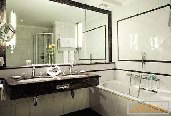 dizajn kupaonice s velikim ogledalom, slika 38