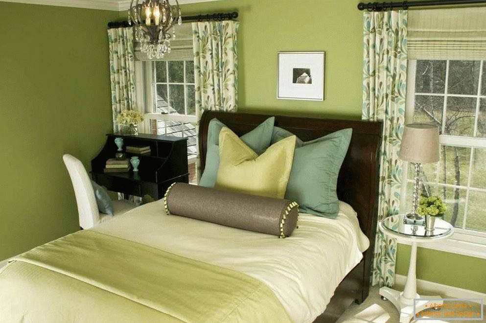 Lijepa spavaća soba u zelenim tonovima