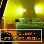 Kombinacija zelene i žute boje u unutrašnjosti spavaće sobe