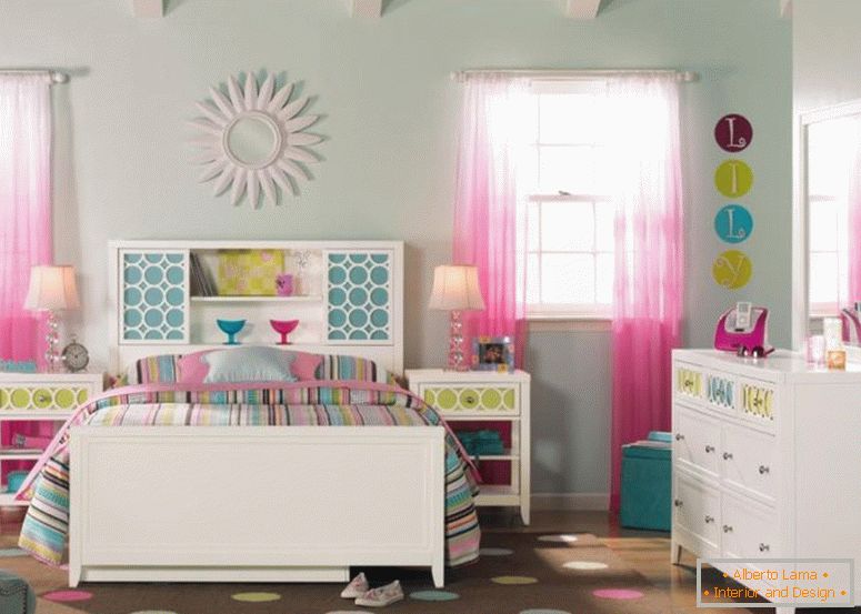 moderan-bijelo-boja-drvene-IKEA-sobni-namještaj-s-full-size-ormar-uzglavljem-koristi-šarenim-pruge-uzorak-tema-platforma-za-the-nadahnuća-teen-girl-sobni-decoration- 1120x799