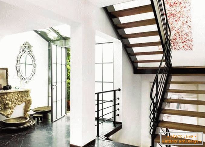 Luksuzni dizajn hodnika u privatnoj kući