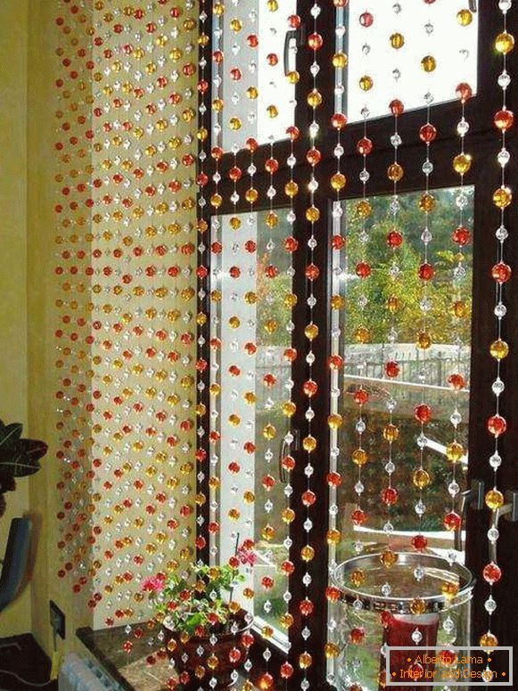 lijepe zavjese u kuhinji s balkonskim vratima, foto 31