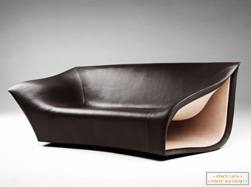 Dizajnirana kožna fotelja