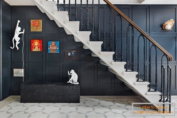 Moderan stepenice na drugom katu u privatnoj kući - fotografija u unutrašnjosti