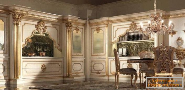 Elegantna kuhinja u baroknom stilu u kući talijanske političarke.