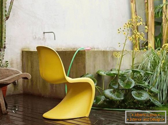 Žuta stolica Panton
