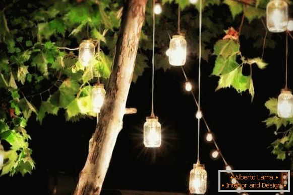 Svjetiljke za uređenje krajolika privatne kuće s vlastitim rukama - fotografija