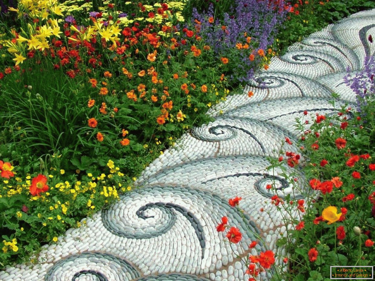 Dekorativni dizajn vrtnog puta