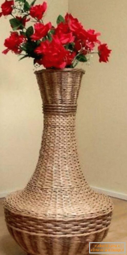 ukrasne grane za otvorene vaze s vlastitim rukama, fotografija 56