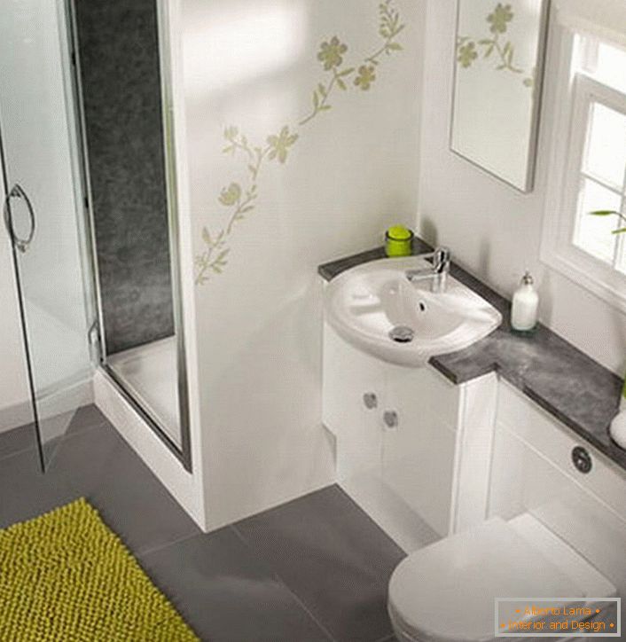 Moderan tuš u maloj kupaonici bit će izvrsna alternativa tradicionalnoj kupelji. 