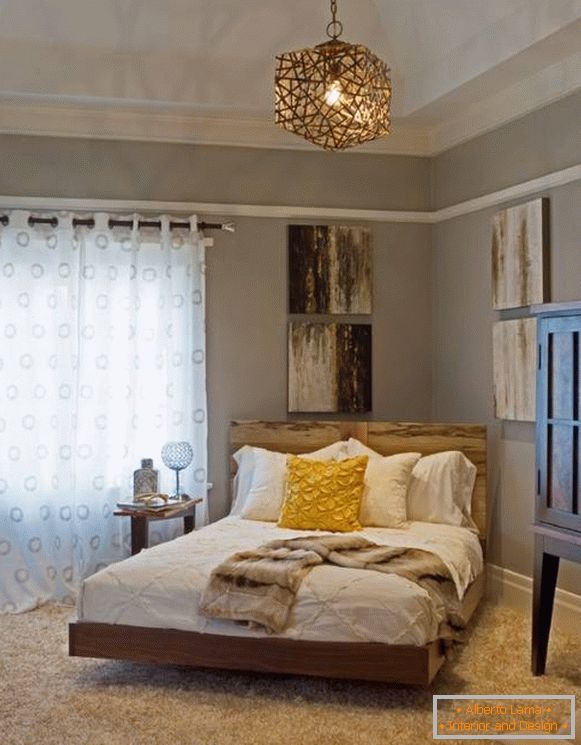 Ugodan dizajn spavaće sobe s rustikalnim motivima