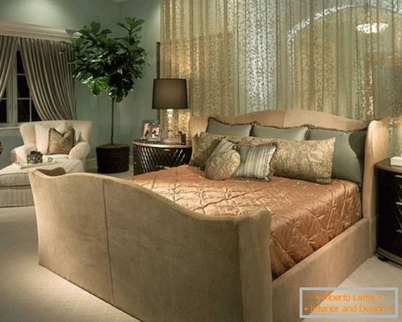 Luksuzne prozirne zavjese s uzorkom u dizajnu spavaće sobe