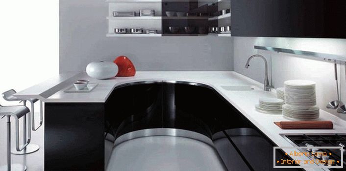 Udoban u svojoj funkcionalnoj kuhinji u visokotehnološkom stilu. Pronađite dizajera bar brojača kao nastavak radnog područja.