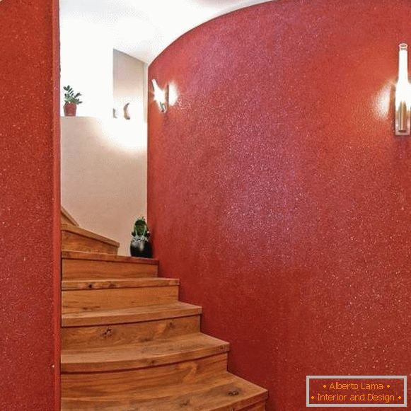 Crvena tekuća pozadina u hodniku u unutrašnjosti - fotografija stubišta