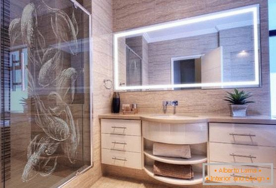 Kupaonica s obrascima u kineskom stilu