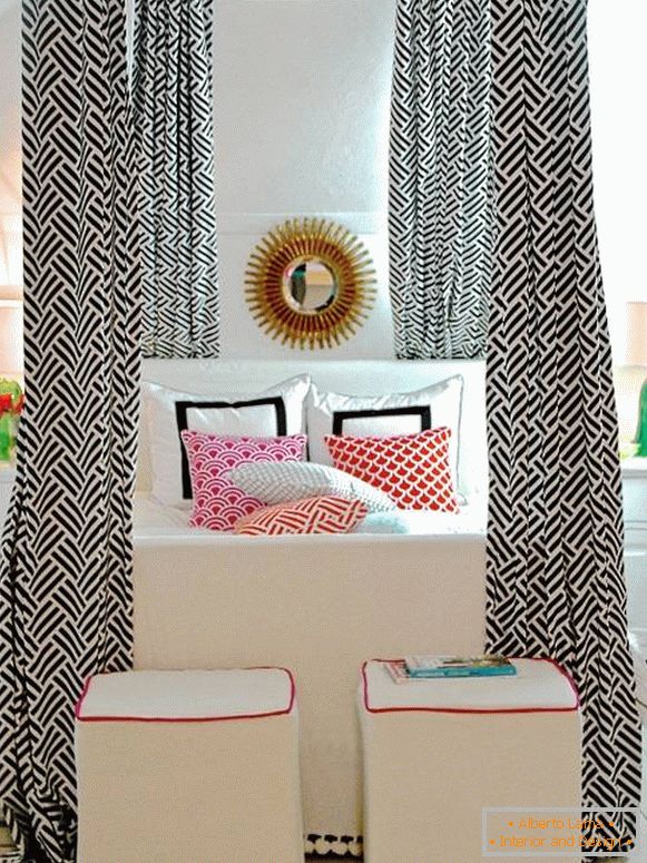 Moderna dizajnerska soba s baldahinom