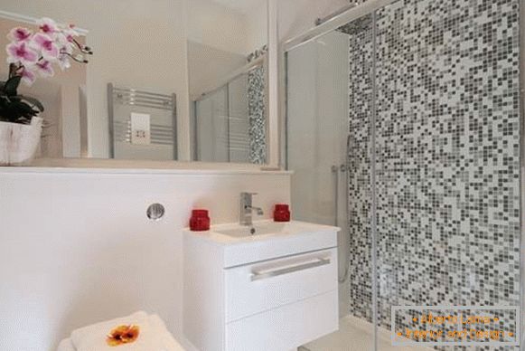 Dizajn interijera kupaonice u malom stanu