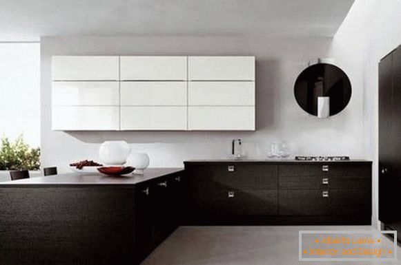 Crna i bijela kuhinja, slika 14