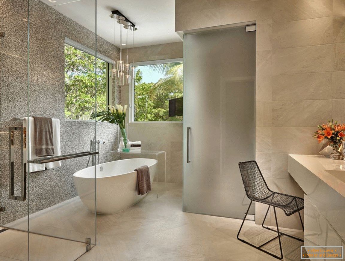Kupaonica s modernim interijerom