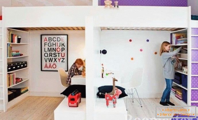 Dječja soba za djecu različitih spolova, podijeljena na dva prostora