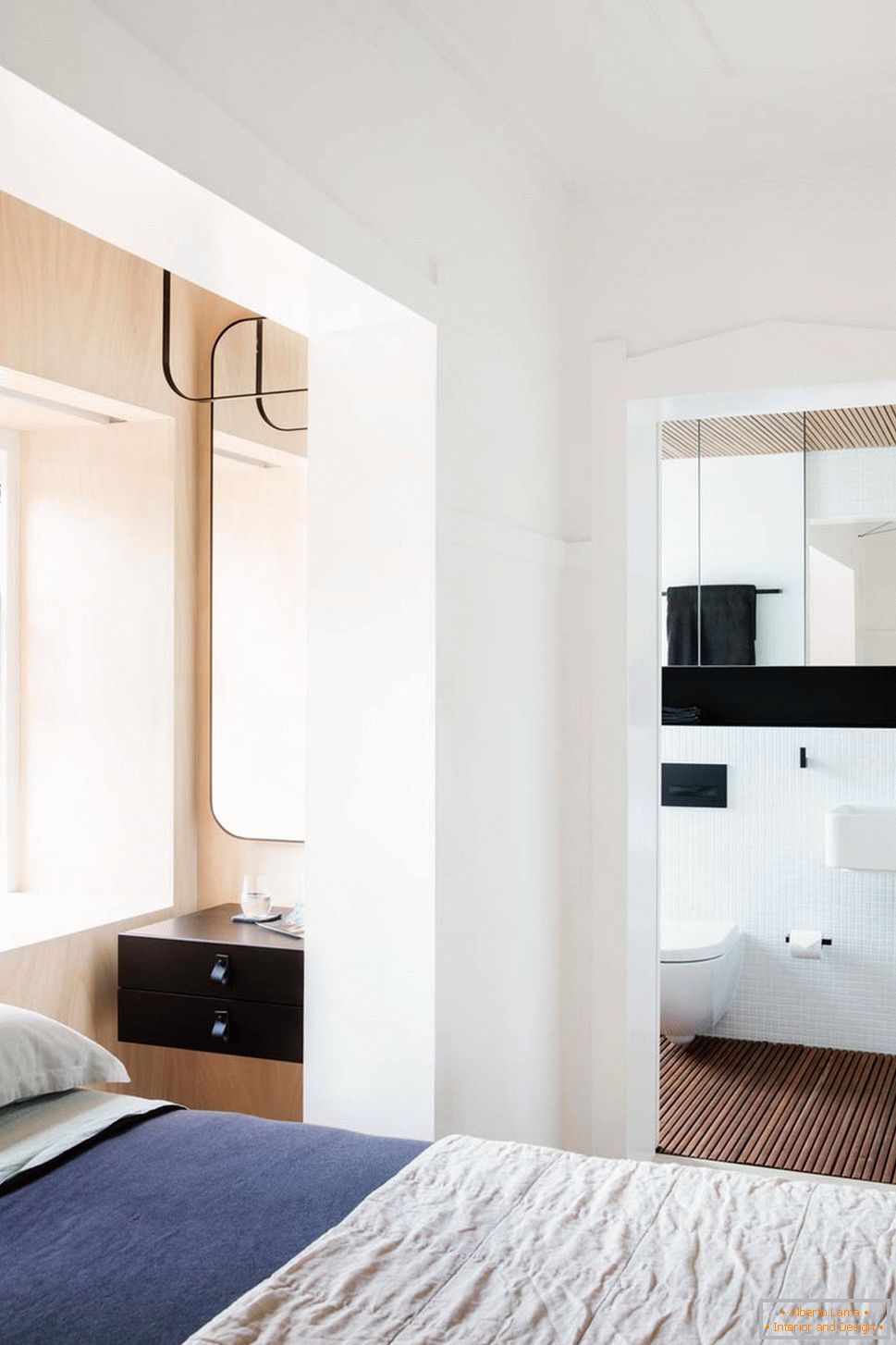 Dizajn interijera malog stana u Sydneyu - вид на санузел
