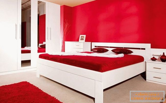 crvena spavaća soba, slika 12