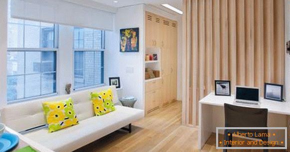 Dizajn malih soba u apartmanu podijeljen je u dvije zone