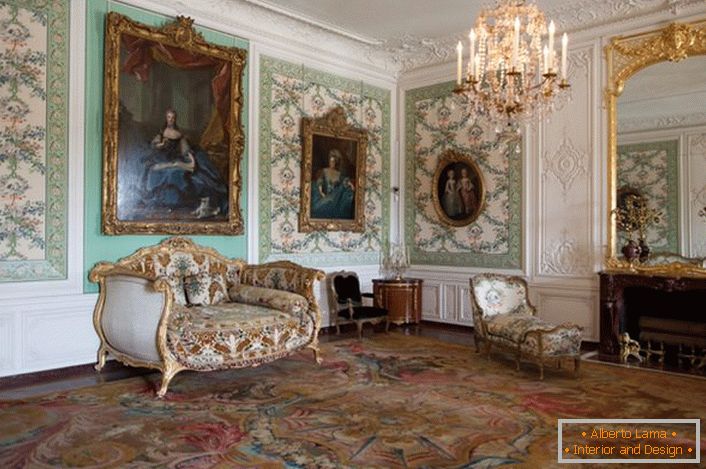 Luksuz i bogatstvo osnovni su stilovi baroka.