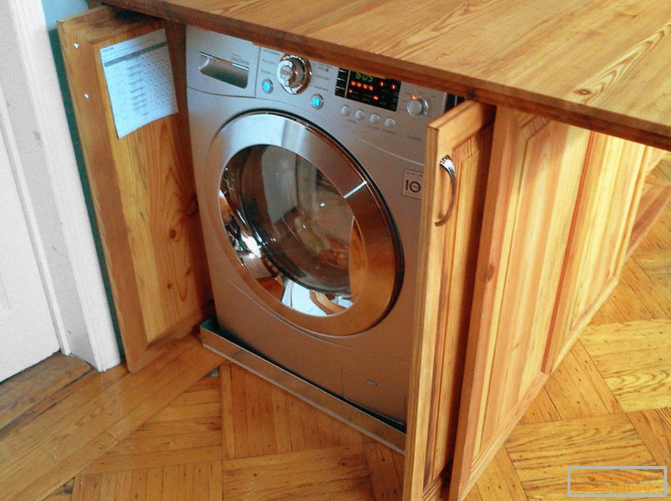 Stroj za pranje rublja u kuhinji dizajn interijera