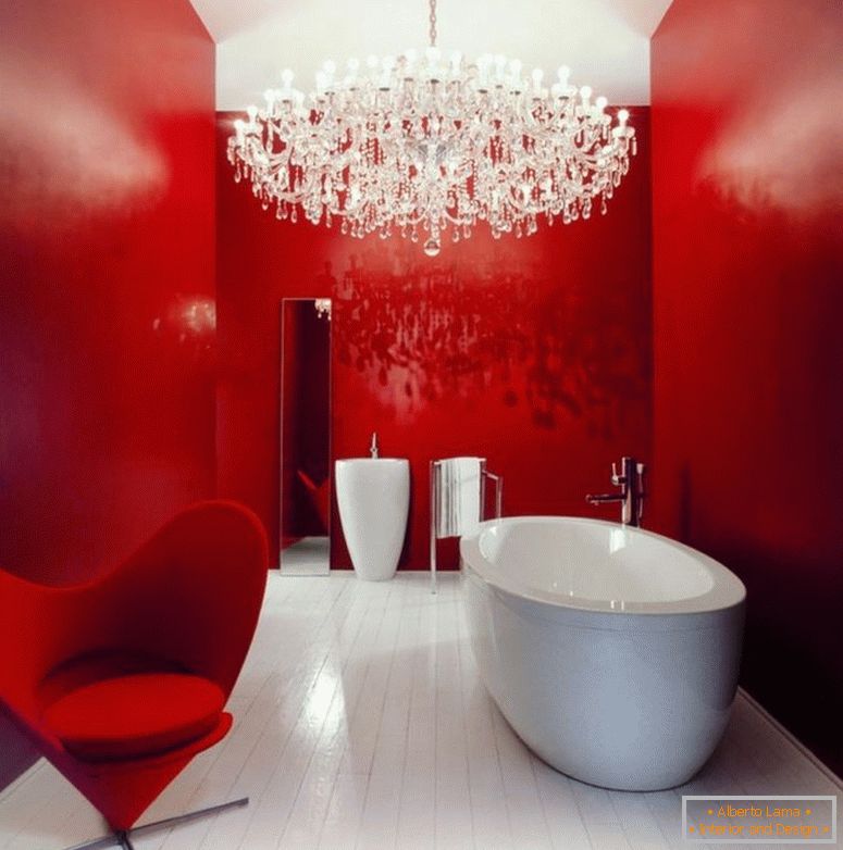 Cool-jeftin-kupatilo-pregradnja-ideje-za-kupatilo-sa-velikih lustera svjetiljke-i-crveno-bojanje-naglasak zidovi-i-klasično-luksuzni-visi-lampa-uređenje-inspiracija