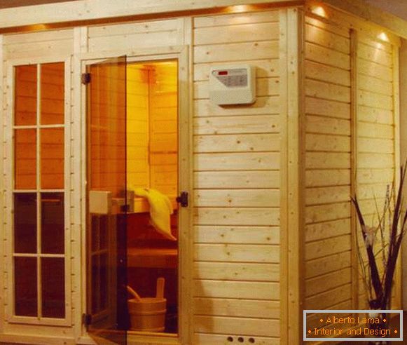 Sauna u unutrašnjosti privatne kuće - odaberite staklena vrata