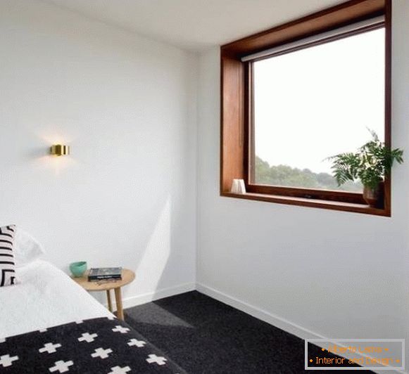 Izrada prozora u spavaćoj sobi - fotografija drvenog prozora