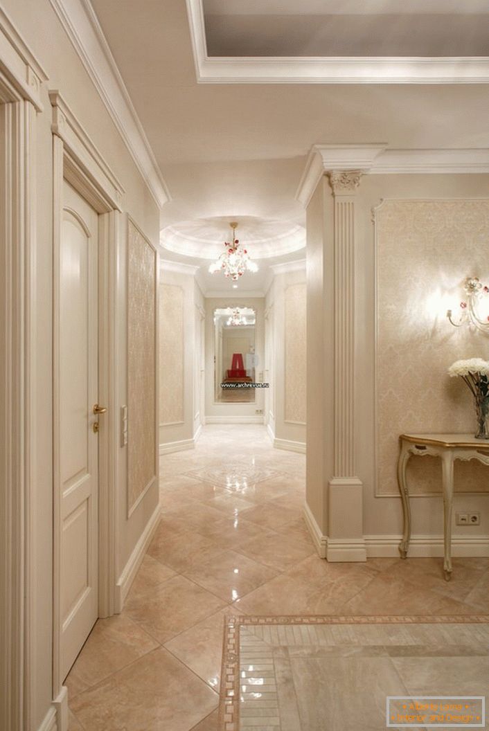 Koridor u stilu neoklasicizma