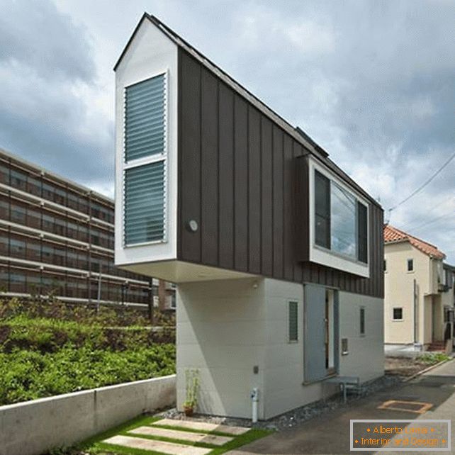 Kuća čudnog oblika iz arhitekata Mizuishi Atelier