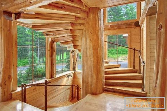 Dizajn drvenog stubišta u drvenoj kući