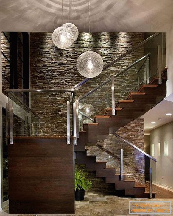 Prekrasne drvene stepenice u kući - izbor fotografija