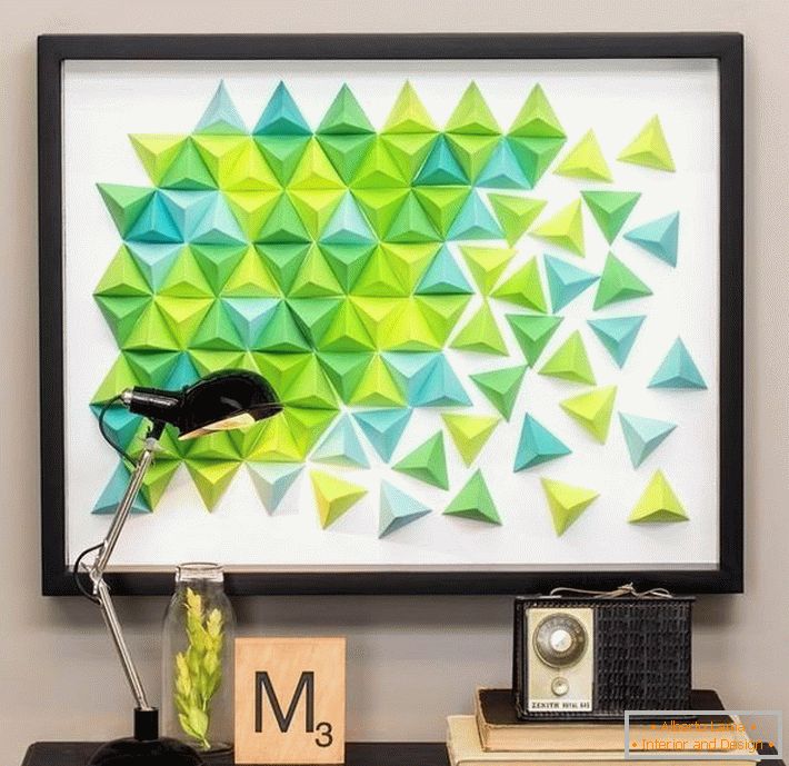 Origami ploča od trokuta u boji