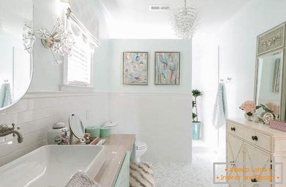 Prekrasan dizajn kupaonice u pastelnim bojama