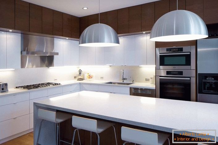 Dizajn rješenje u stilu minimalizma za prostranu, svijetlu kuhinju. 