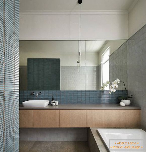 plavo-kupatilo-u-suvremenom stilu