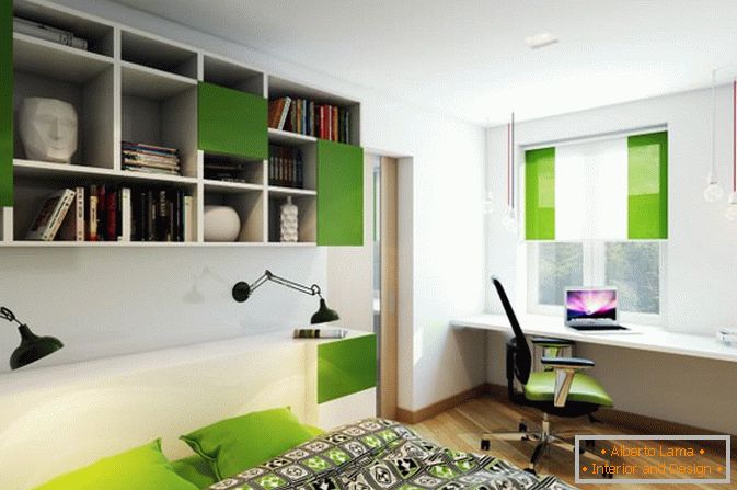 Zeleni naglasci u spavaćoj sobi malog studio apartmana u Rusiji