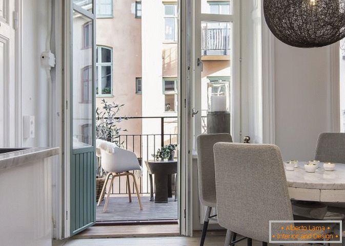 Balkon studio apartman u skandinavskom stilu