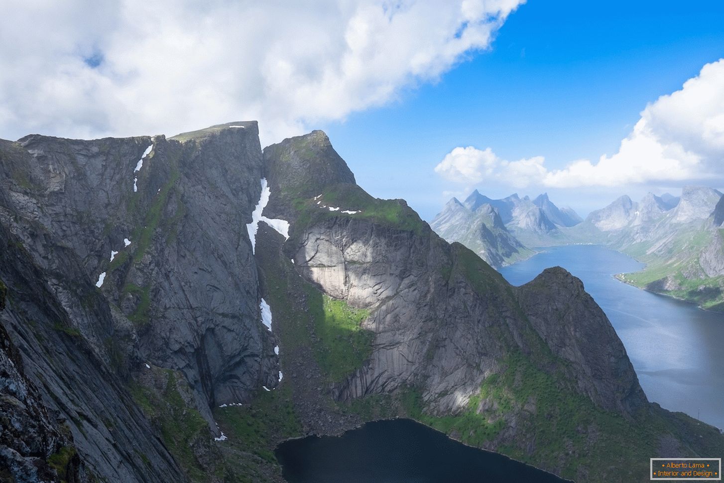Nezaboravan pogled s pogleda na planine Norveške